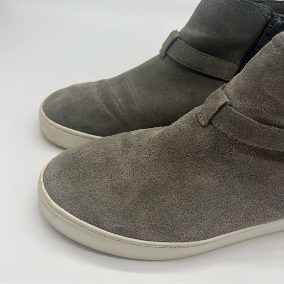 Vionic Womens Splended Mitzi Gray Suede Comfort Shoes Sneakers Size 8 Side Zip - Picture 3 of 11